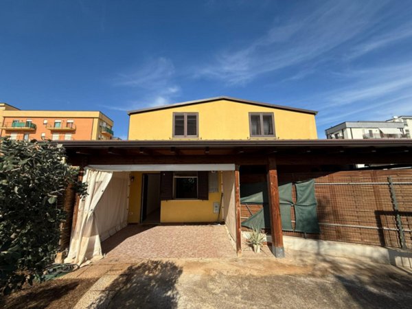 casa indipendente in vendita a Palermo