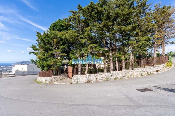 casa indipendente in vendita a Palermo in zona Boccadifalco