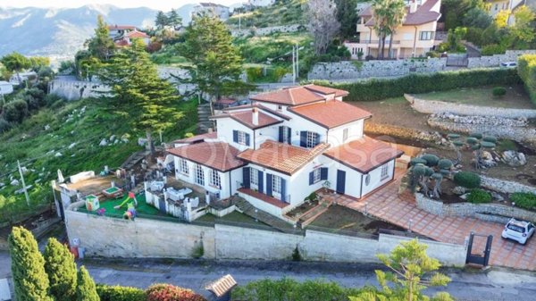 casa indipendente in vendita a Palermo in zona Calatafimi / Cuba