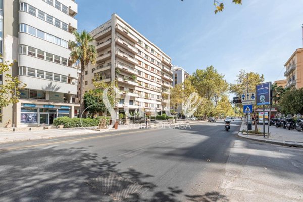 appartamento in vendita a Palermo in zona Libertà