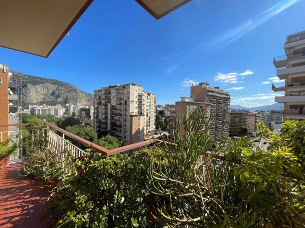 appartamento in vendita a Palermo in zona Resuttana