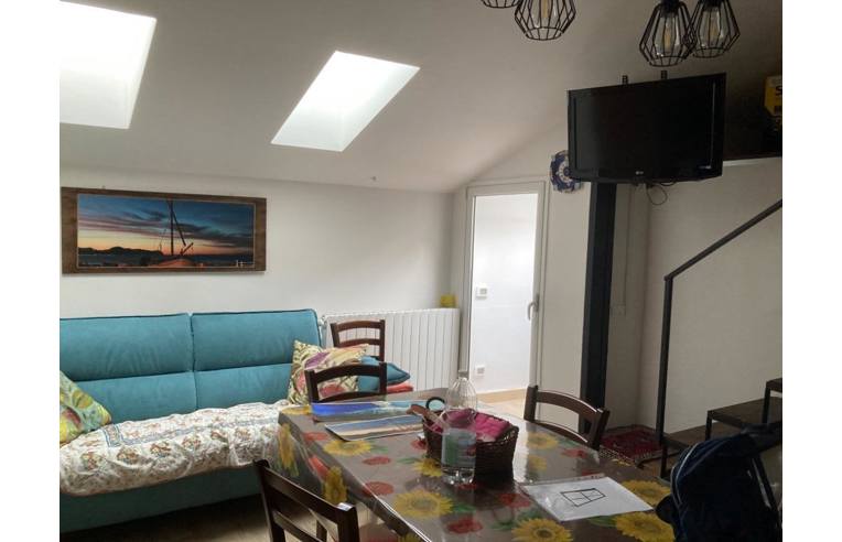 casa indipendente in vendita a Palermo in zona San Lorenzo