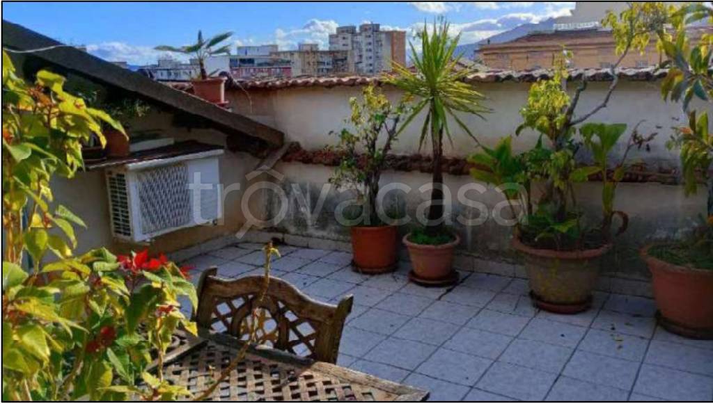 appartamento in vendita a Palermo in zona Croceverde