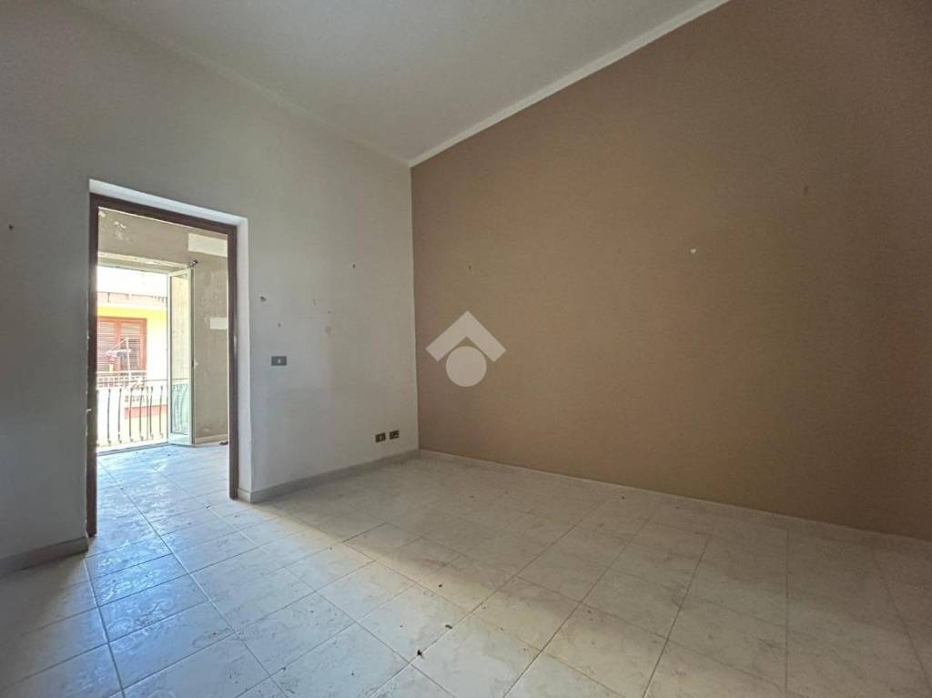 negozio in vendita a Palermo in zona Chiavelli