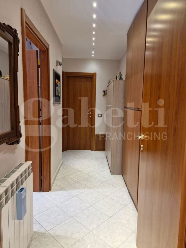 appartamento in vendita a Palermo in zona Mezzomonreale