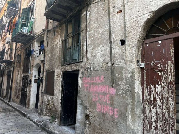 appartamento in vendita a Palermo in zona Centro storico
