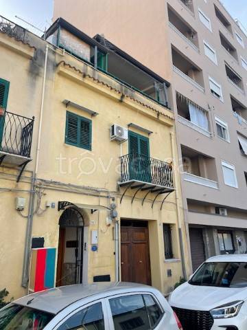 appartamento in vendita a Palermo