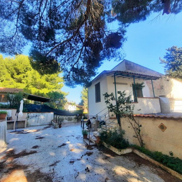casa indipendente in vendita a Palermo in zona Boccadifalco