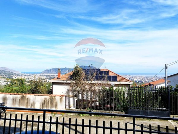 casa indipendente in vendita a Palermo in zona Boccadifalco