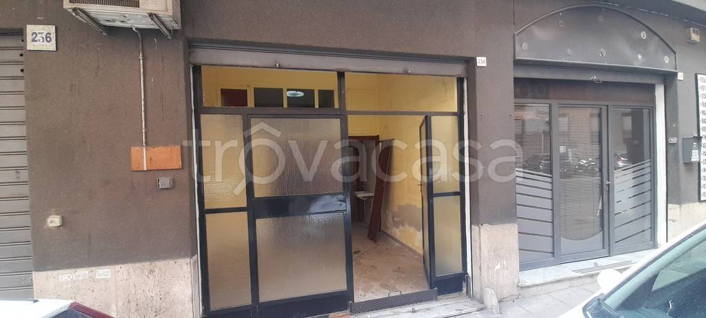 locale commerciale in vendita a Palermo