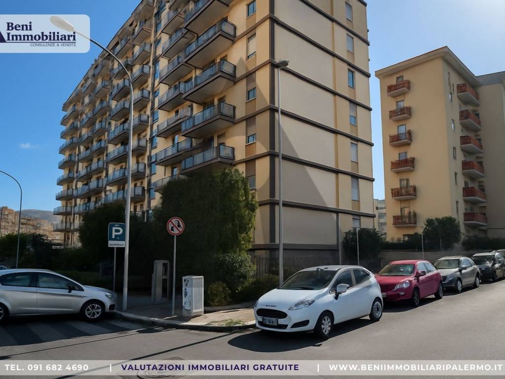 appartamento in vendita a Palermo in zona Resuttana