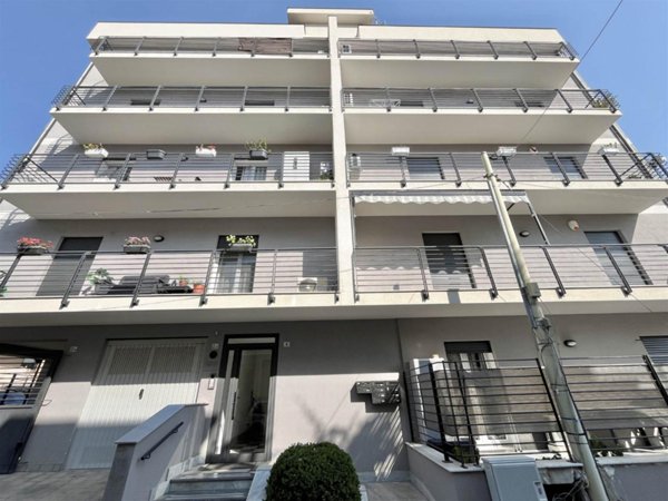 appartamento in vendita a Palermo in zona Villagrazia/Falsomiele