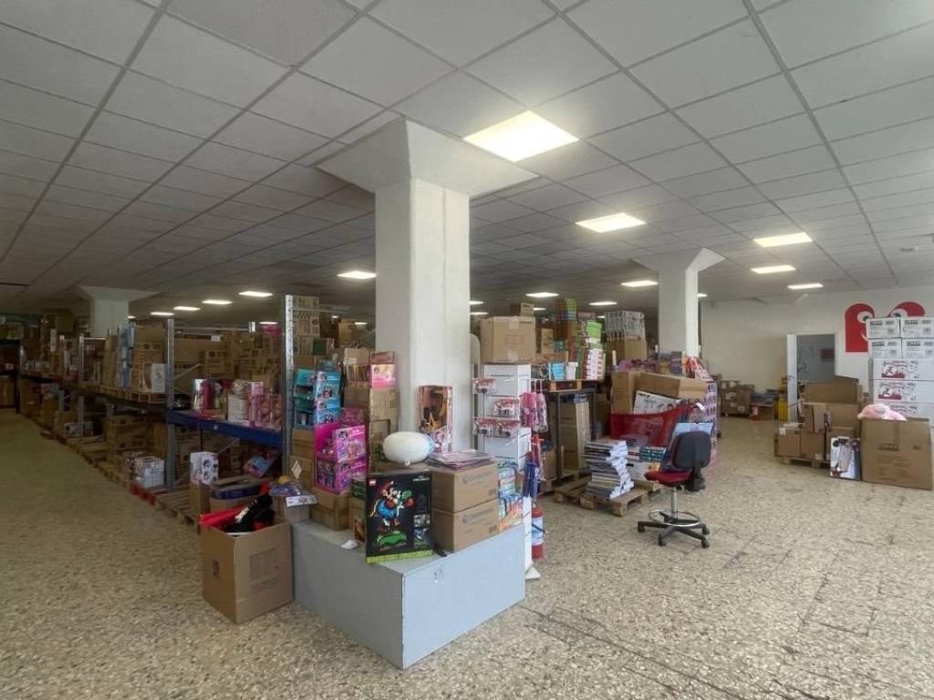 locale di sgombero in vendita a Palermo in zona Montepellegrino