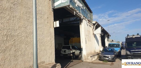 negozio in vendita a Palermo