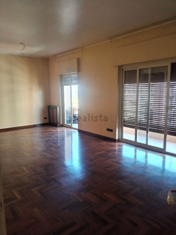 appartamento in vendita a Palermo in zona Malaspina/Palagonia