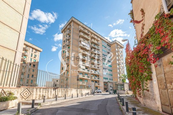 appartamento in vendita a Palermo in zona Oreto