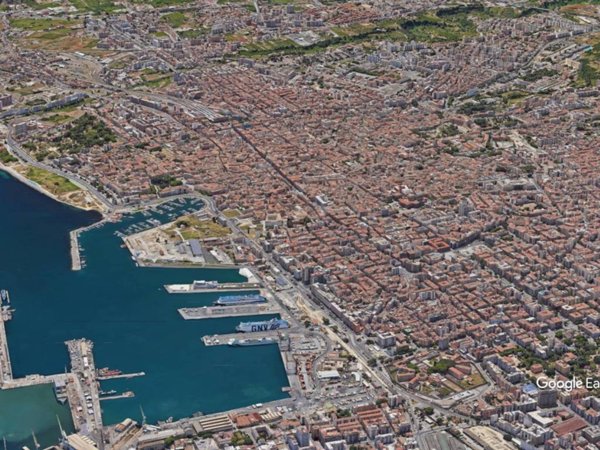 casa indipendente in vendita a Palermo in zona Centro storico