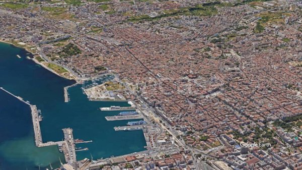 casa indipendente in vendita a Palermo in zona Centro storico