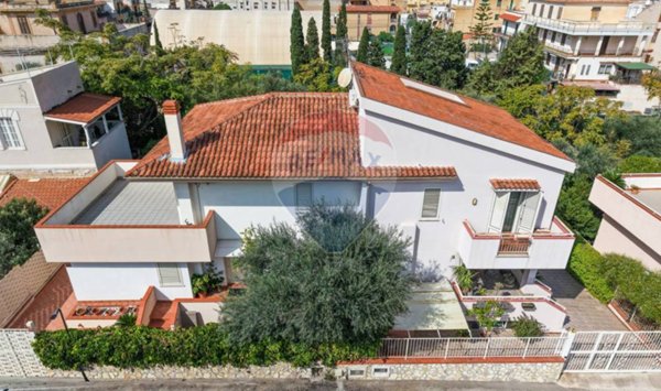 casa indipendente in vendita a Palermo in zona Sferracavallo
