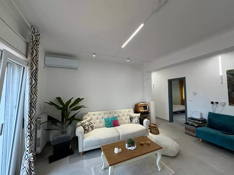 appartamento in vendita a Palermo in zona Oreto