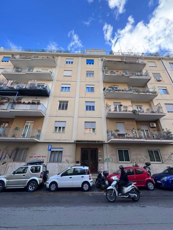 appartamento in vendita a Palermo in zona Libertà