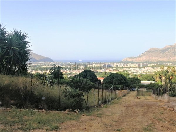 terreno agricolo in vendita a Palermo in zona Mondello