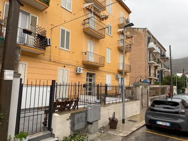 appartamento in vendita a Palermo in zona Sferracavallo