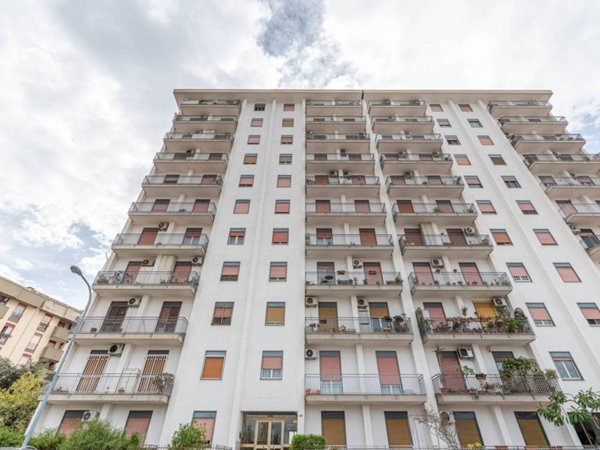 appartamento in vendita a Palermo in zona Oreto