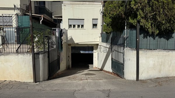 locale di sgombero in vendita a Palermo in zona Pallavicino