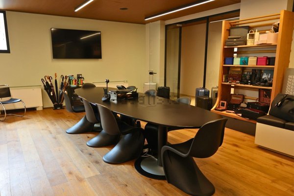 ufficio in vendita a Palermo in zona Libertà