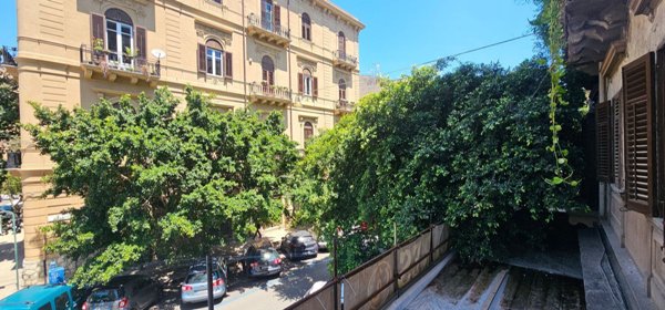 ufficio in vendita a Palermo in zona Libertà