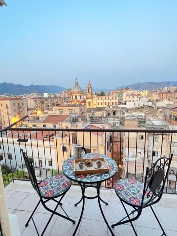 appartamento in vendita a Palermo in zona Centro storico