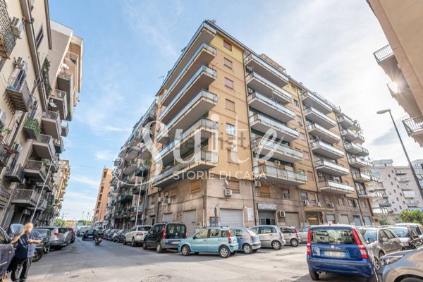 appartamento in vendita a Palermo