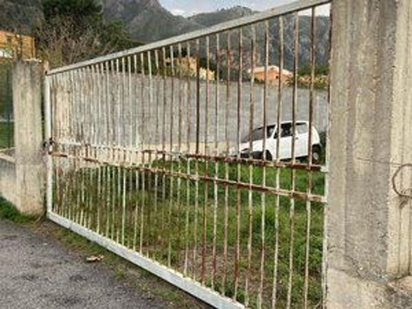 casa indipendente in vendita a Palermo in zona Chiavelli