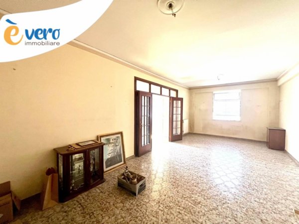 appartamento in vendita a Palermo in zona Villagrazia/Falsomiele