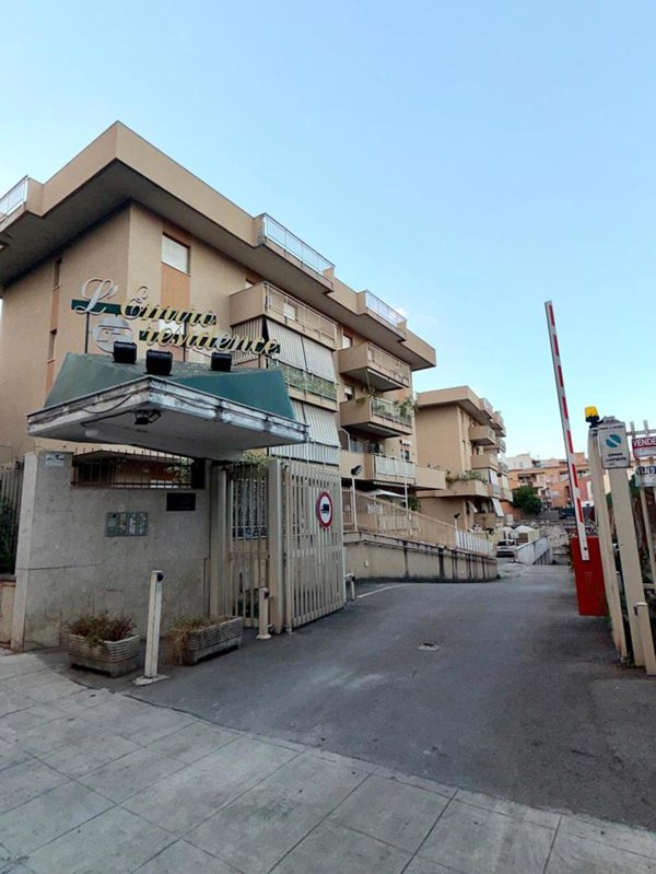 appartamento in vendita a Palermo in zona Zisa