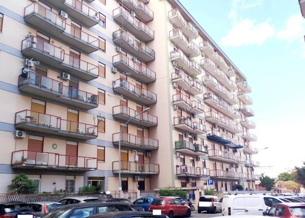 appartamento in vendita a Palermo in zona Montegrappa / Santa Rosalia