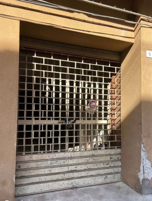 negozio in vendita a Palermo in zona San Lorenzo