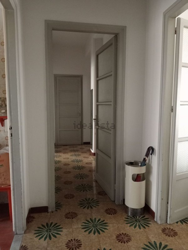 appartamento in vendita a Palermo in zona Malaspina/Palagonia