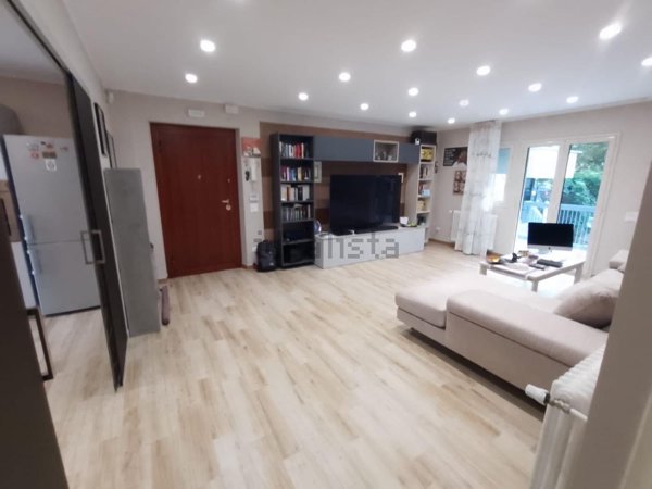 appartamento in vendita a Palermo in zona Mezzomonreale