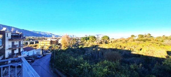 appartamento in vendita a Palermo in zona Villagrazia/Falsomiele