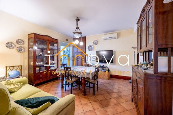 appartamento in vendita a Palermo in zona Zisa