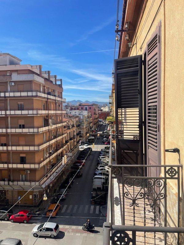 appartamento in vendita a Palermo in zona Oreto