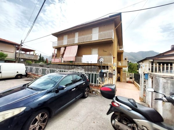 appartamento in vendita a Palermo in zona Mezzomonreale