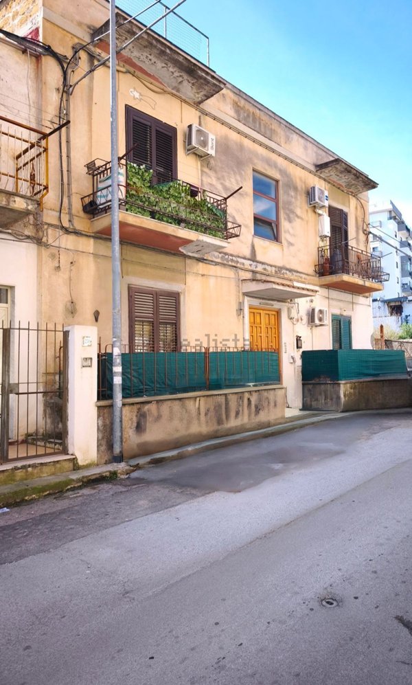appartamento in vendita a Palermo in zona Uditore