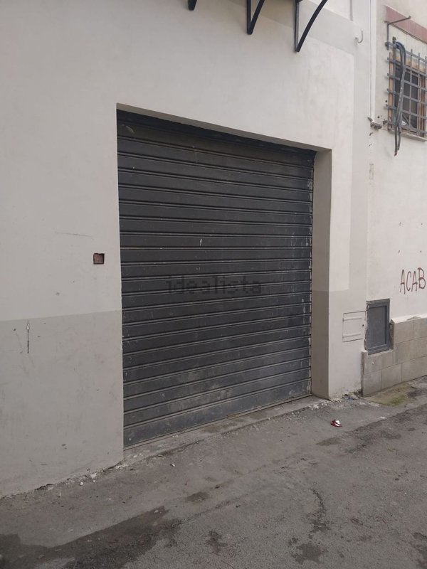 locale commerciale in vendita a Palermo in zona Centro storico