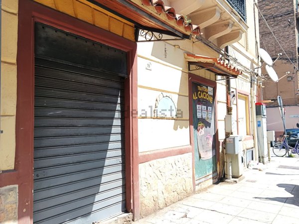locale commerciale in vendita a Palermo in zona Malaspina/Palagonia