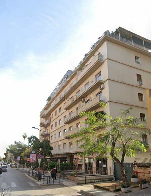 appartamento in vendita a Palermo in zona Libertà
