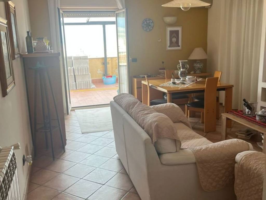 appartamento in vendita a Palermo in zona Mezzomonreale