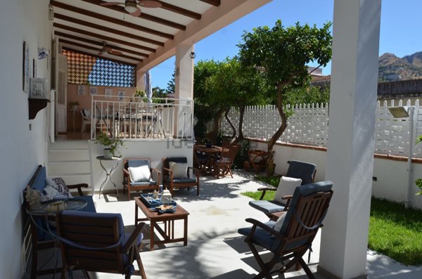 casa indipendente in vendita a Palermo in zona Mondello